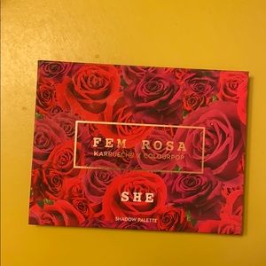 Colourpop Fem Rosa She eyeshadow palette